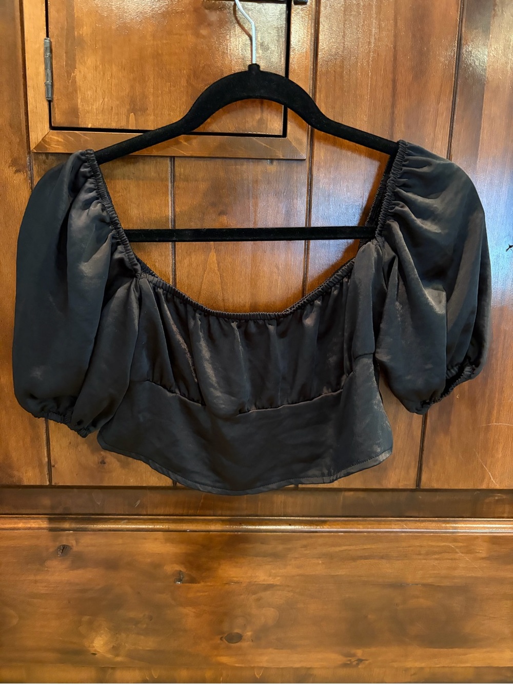 🖤 Motel Rocks Black Puff Sleeve Cropped Women's Going Out Top